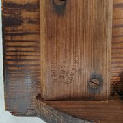 Banc de chemin de fer victorien en pin pitchpin – Halstead’s Makers, Todmorden