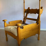 Castle lounge chair