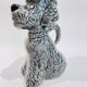 Pichet en barbotine caniche gris