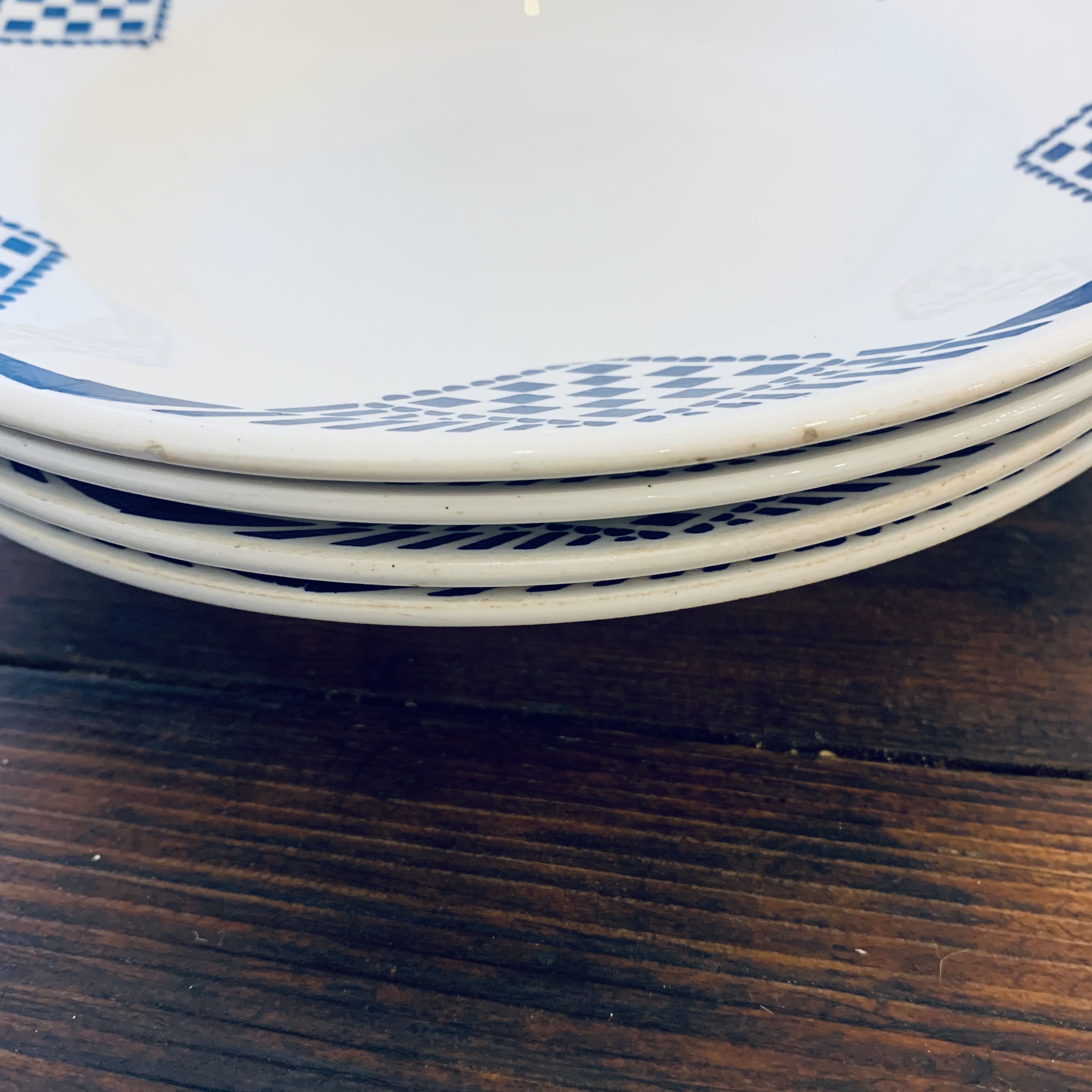 Set of 4 flat plates lustucru pattern