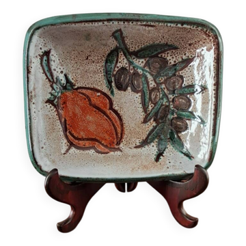 Vallauris earthenware dish, signed DS. 1960s-70s