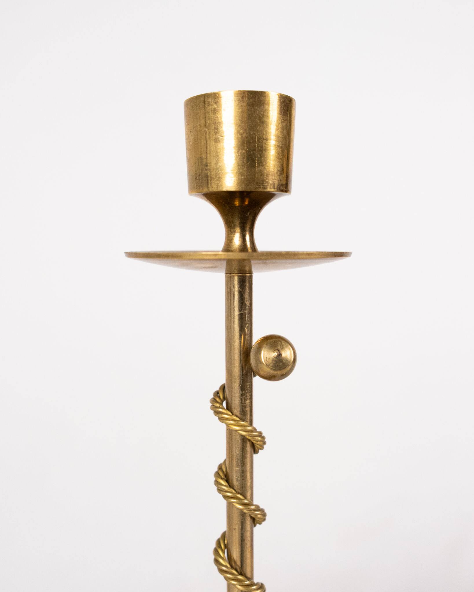 Paire de bougeoirs Art Deco en laiton torsadé, France, 1940