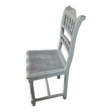 Canned chair