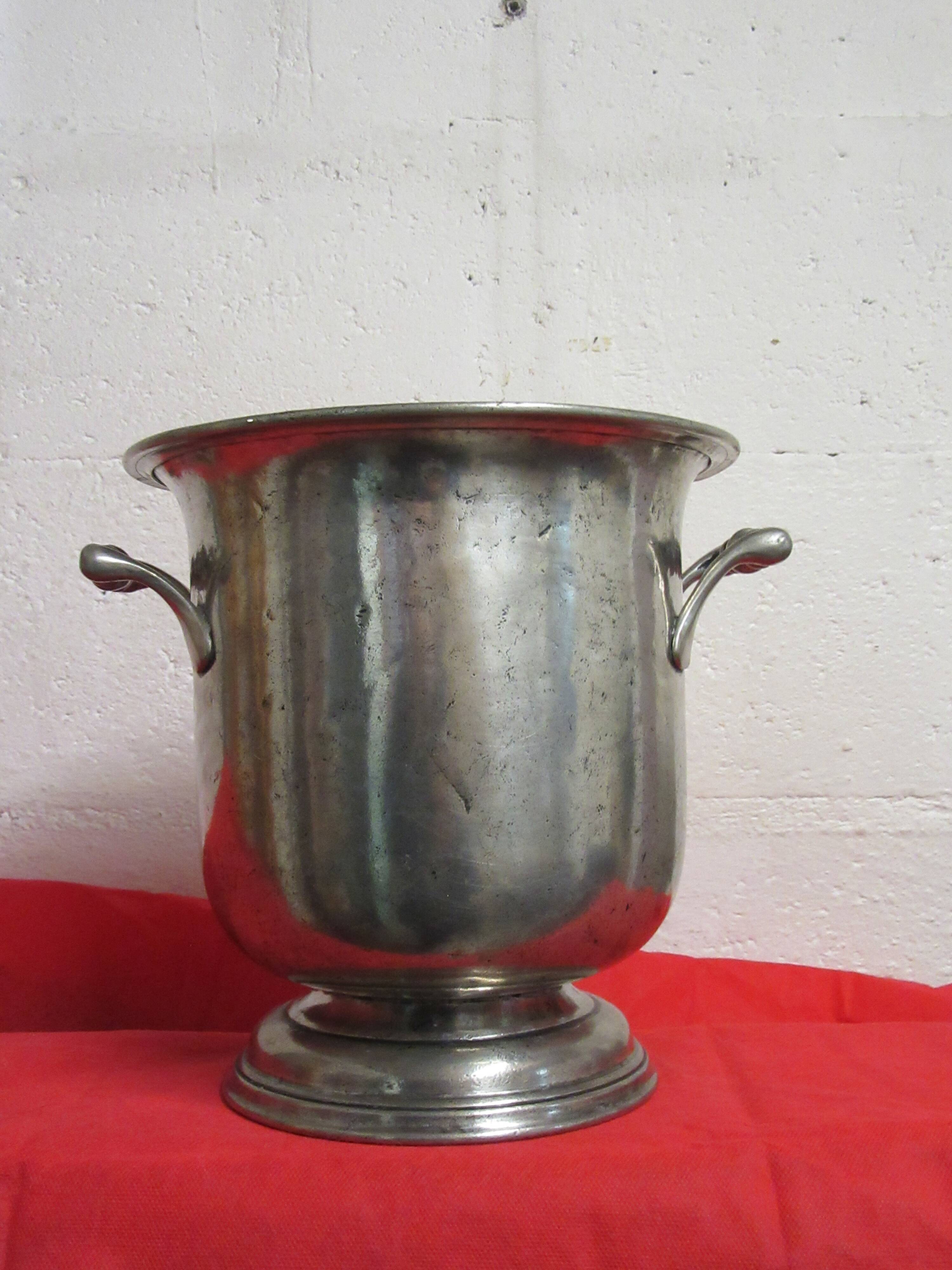 tin champagne bucket
