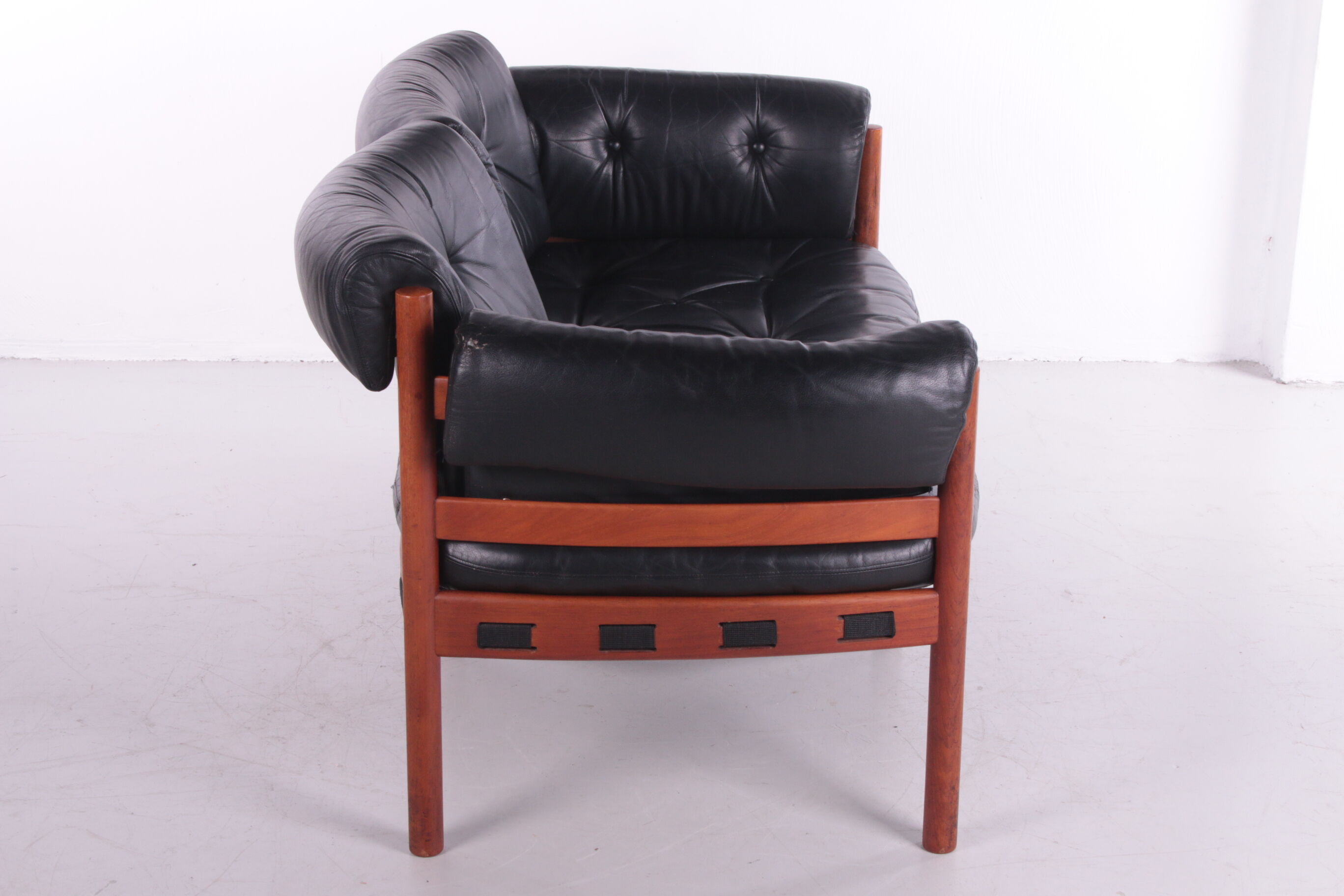 Vintage black leather 2 seater sofa by Sven Ellekaer for Coja, 1960s