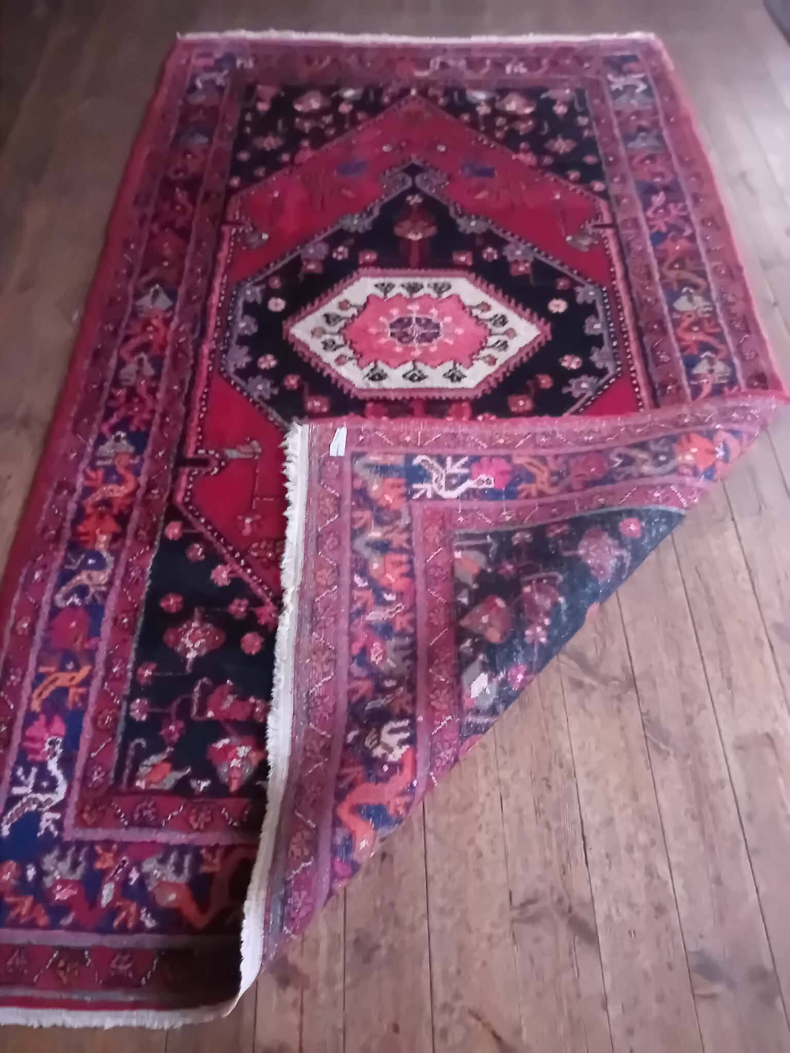 Handmade Persian Hamdan rug 235x140cm