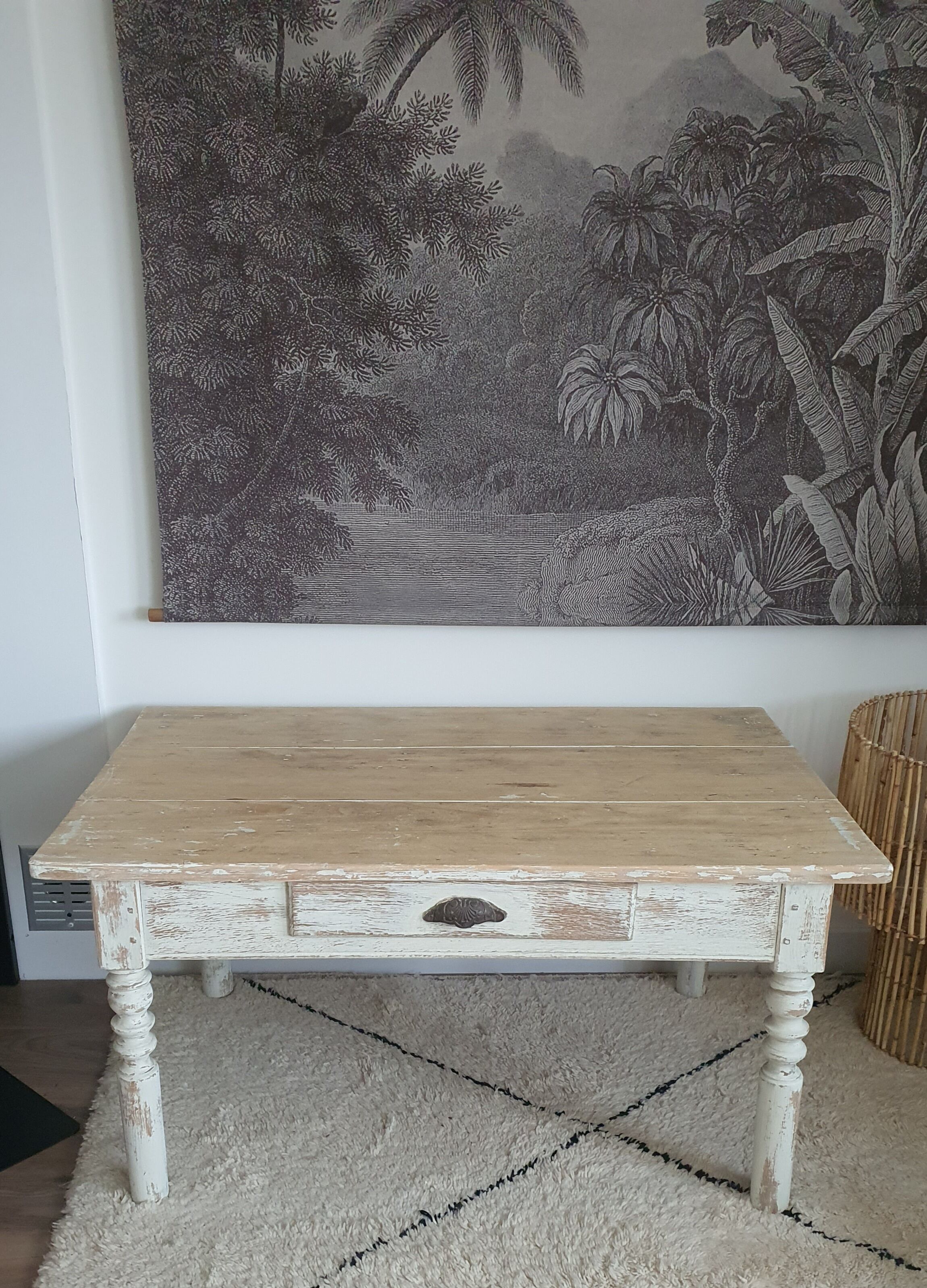 Country style coffee table