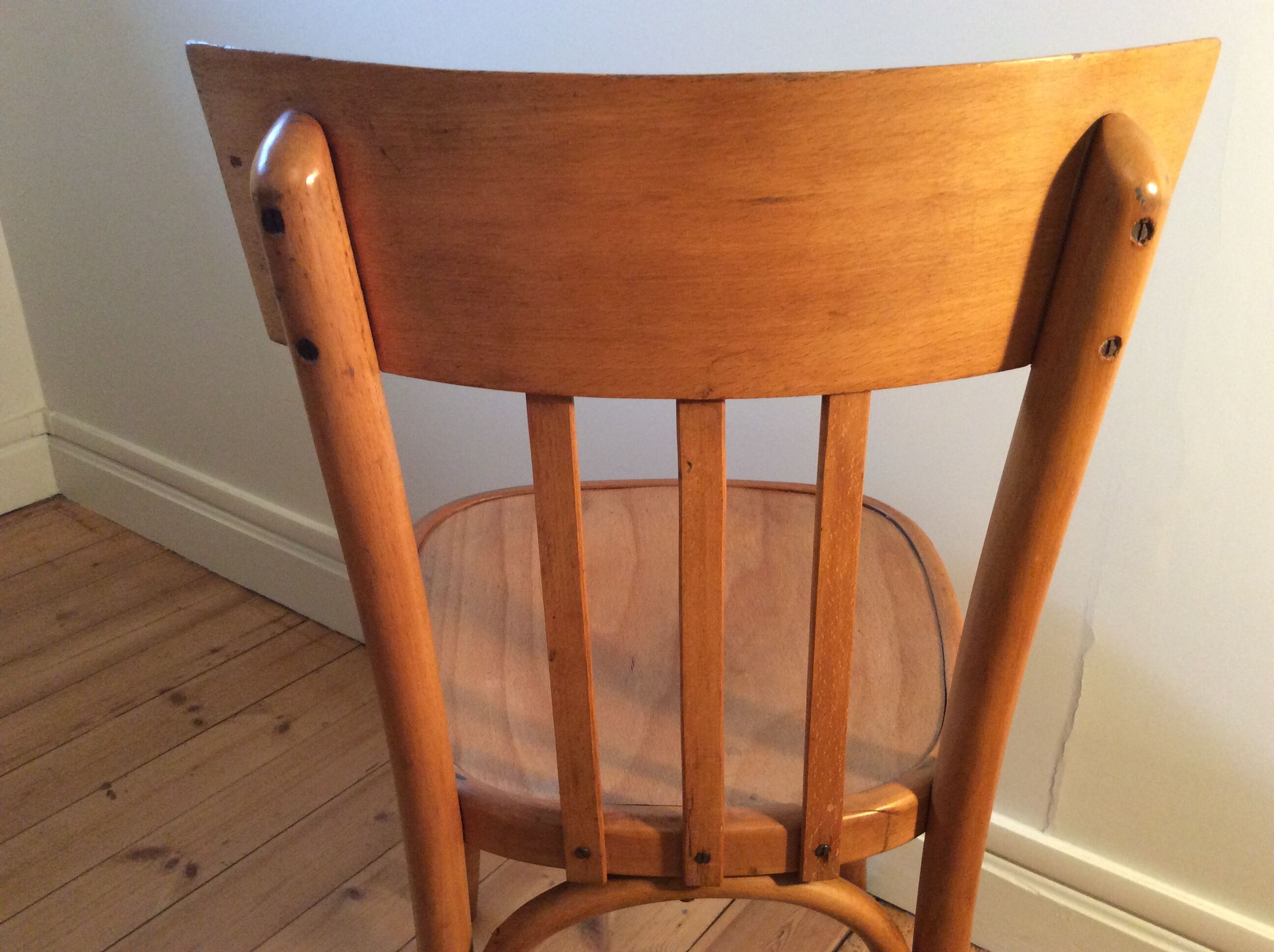 Chair bistro style bauman