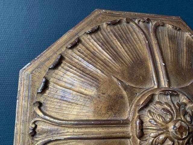 Large vintage ceiling ornament in wood and gilded resin, Louis XIV style