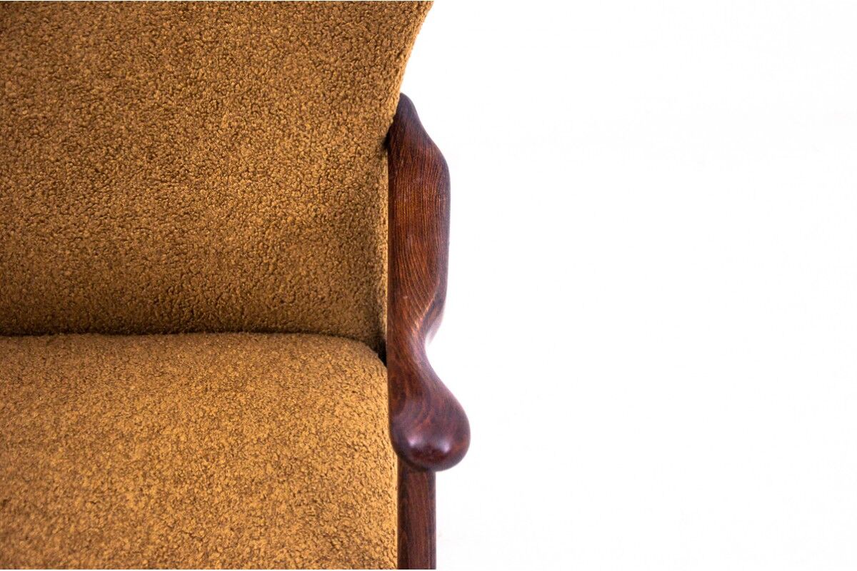 Yellow vintage armchair in bouclé fabric, Denmark, 1960s. After restoration.