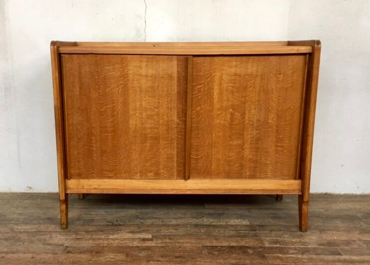 Buffet vintage 1950