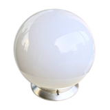 Opaline globe