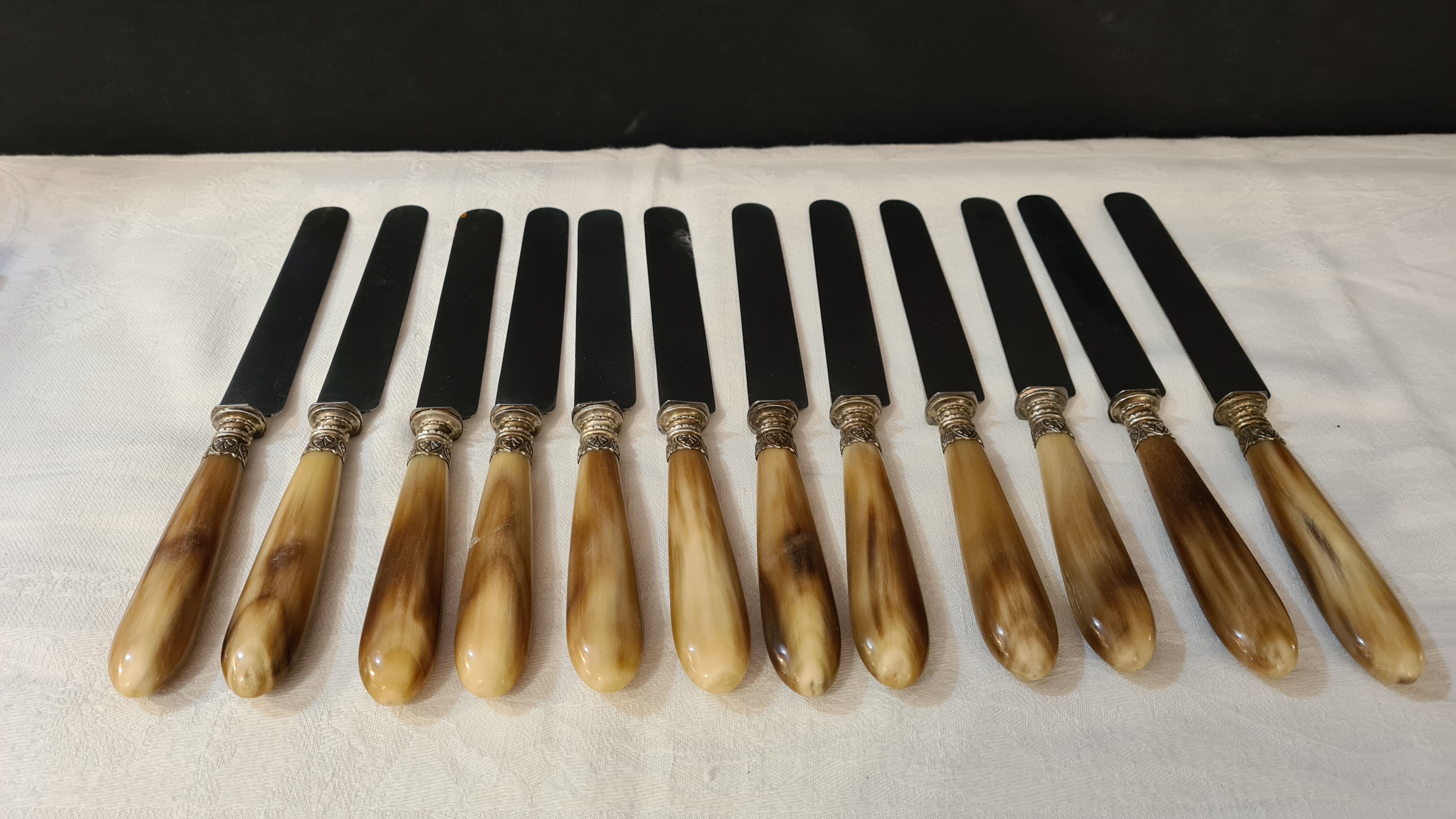 12 table knives