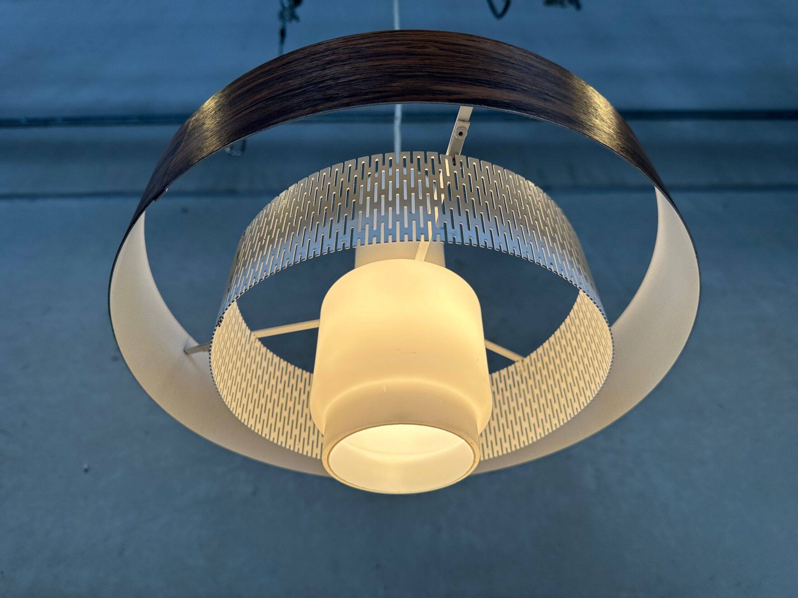 Vintage pendant lamp – metal and opaline