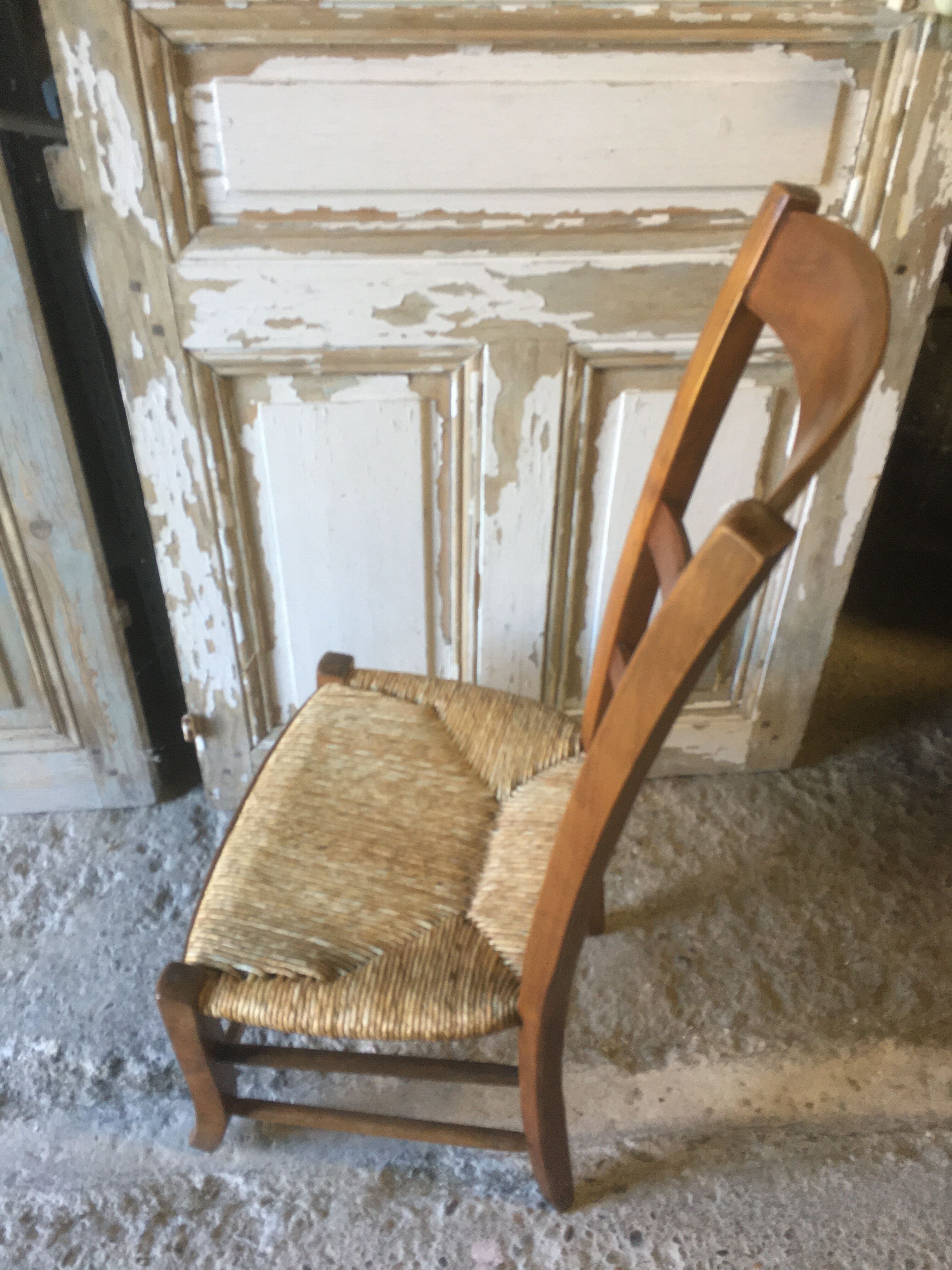 Cherry nurse mulched low chair