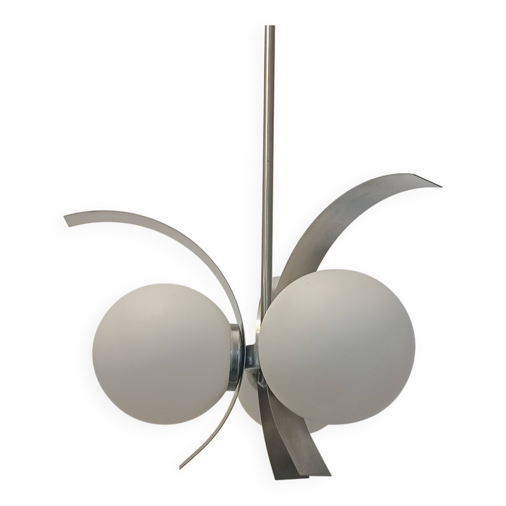 Vintage 3-branch chandelier in aluminum and opaline – 70s – Retro design