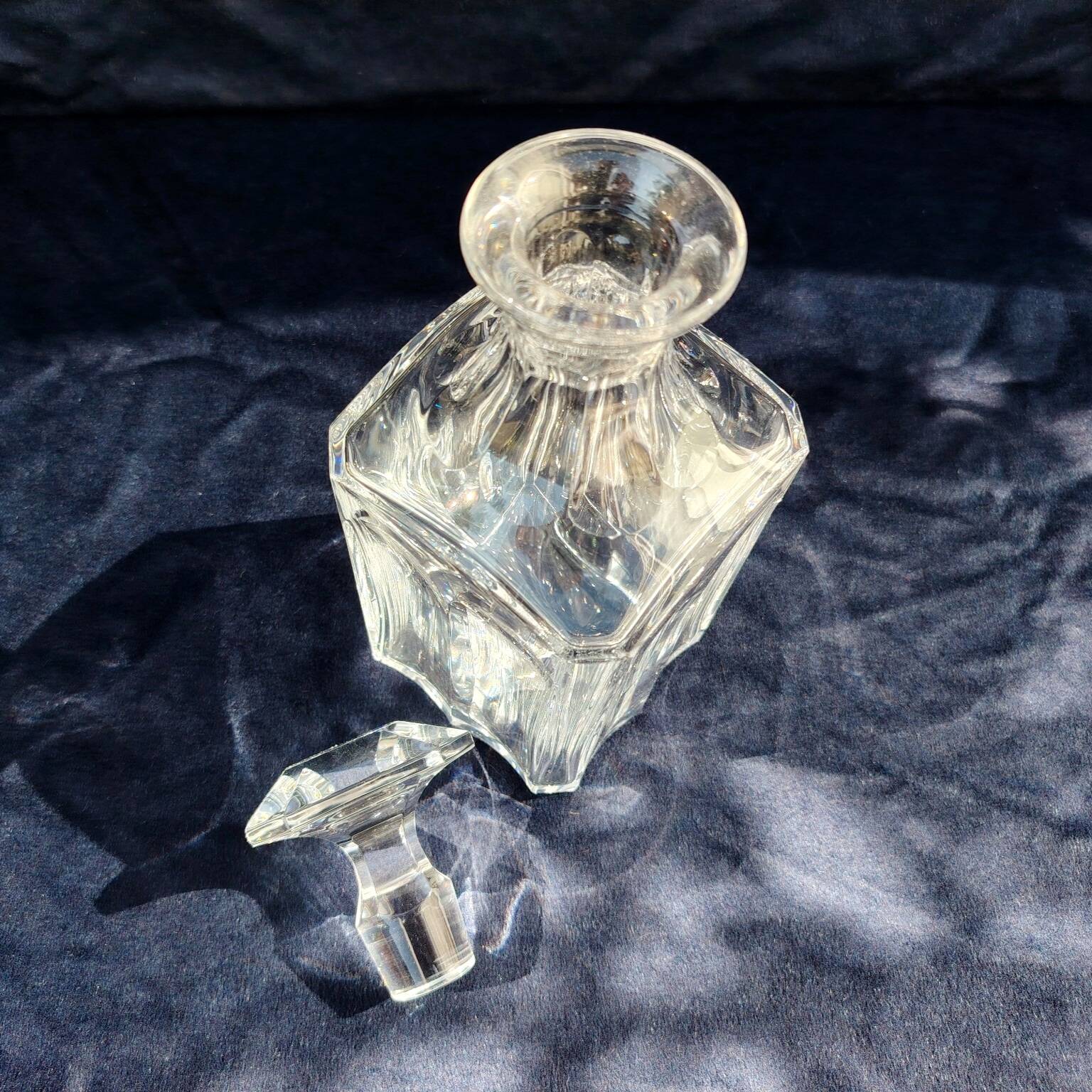 Whiskey decanter, crystal, Harcourt 1841, Baccarat
