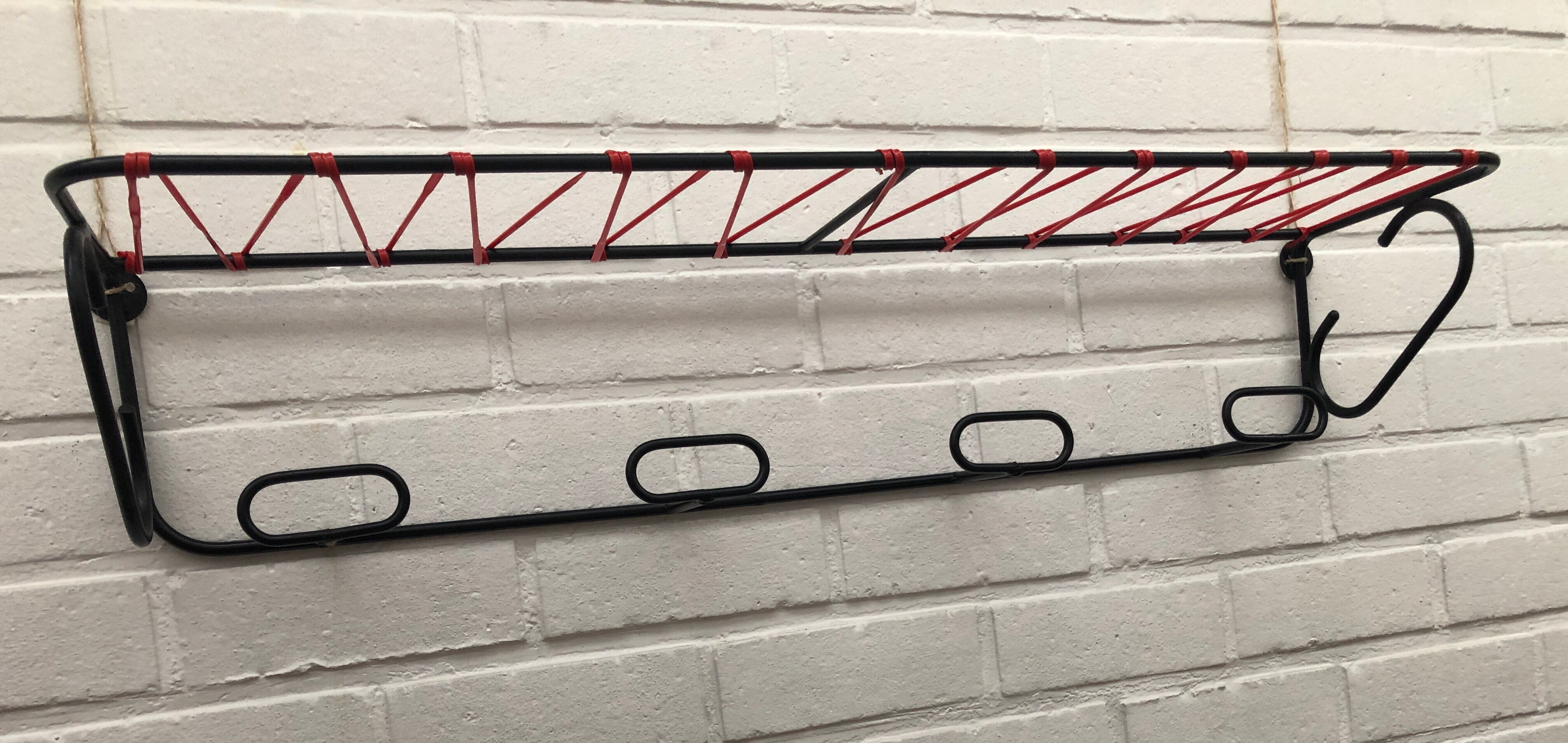 Coat rack of the 50s metal and scoubidou thread