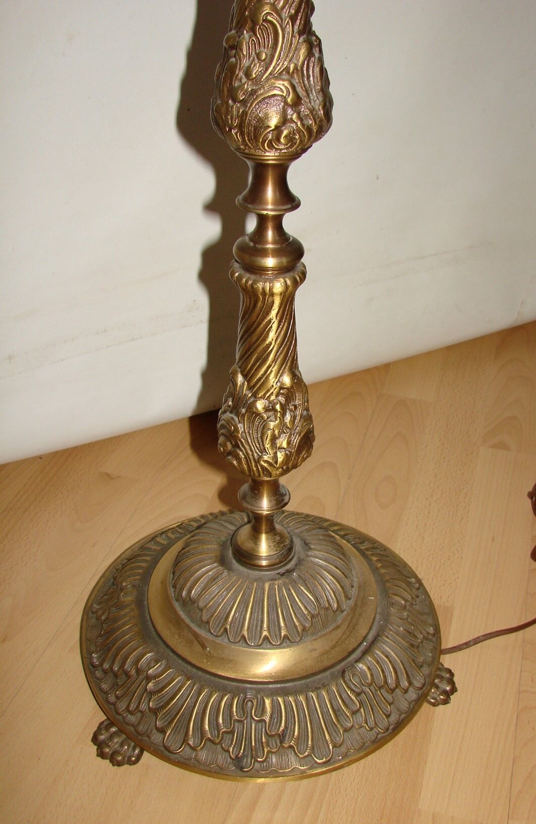 Lampadaire en laiton, années 50