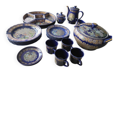 Ensemble vaisselle vintage bleue Taous de 21 pieces très bon état général