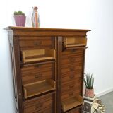 Antieke oude houten archief ladekast