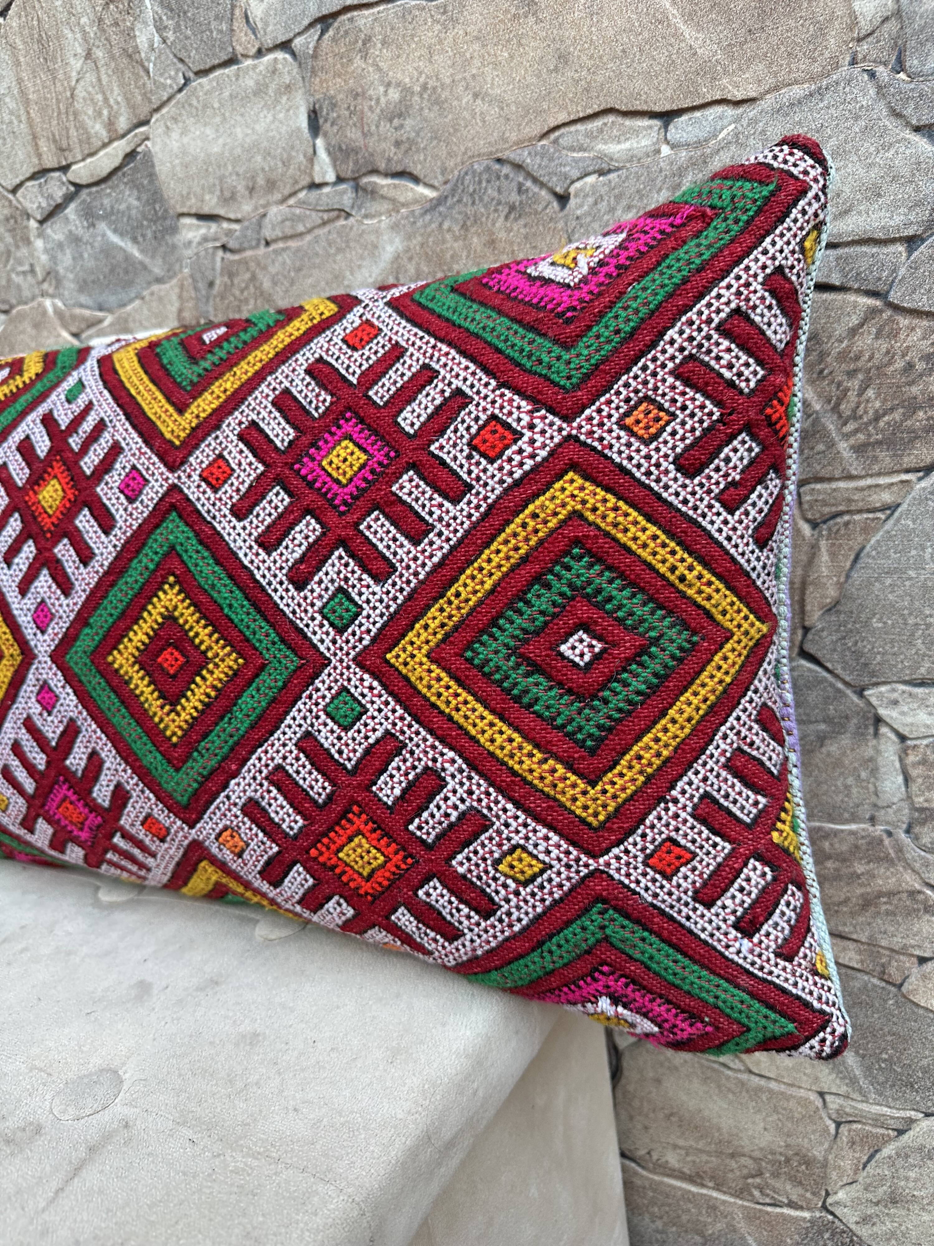 Vintage Moroccan Berber wool cushion cover
