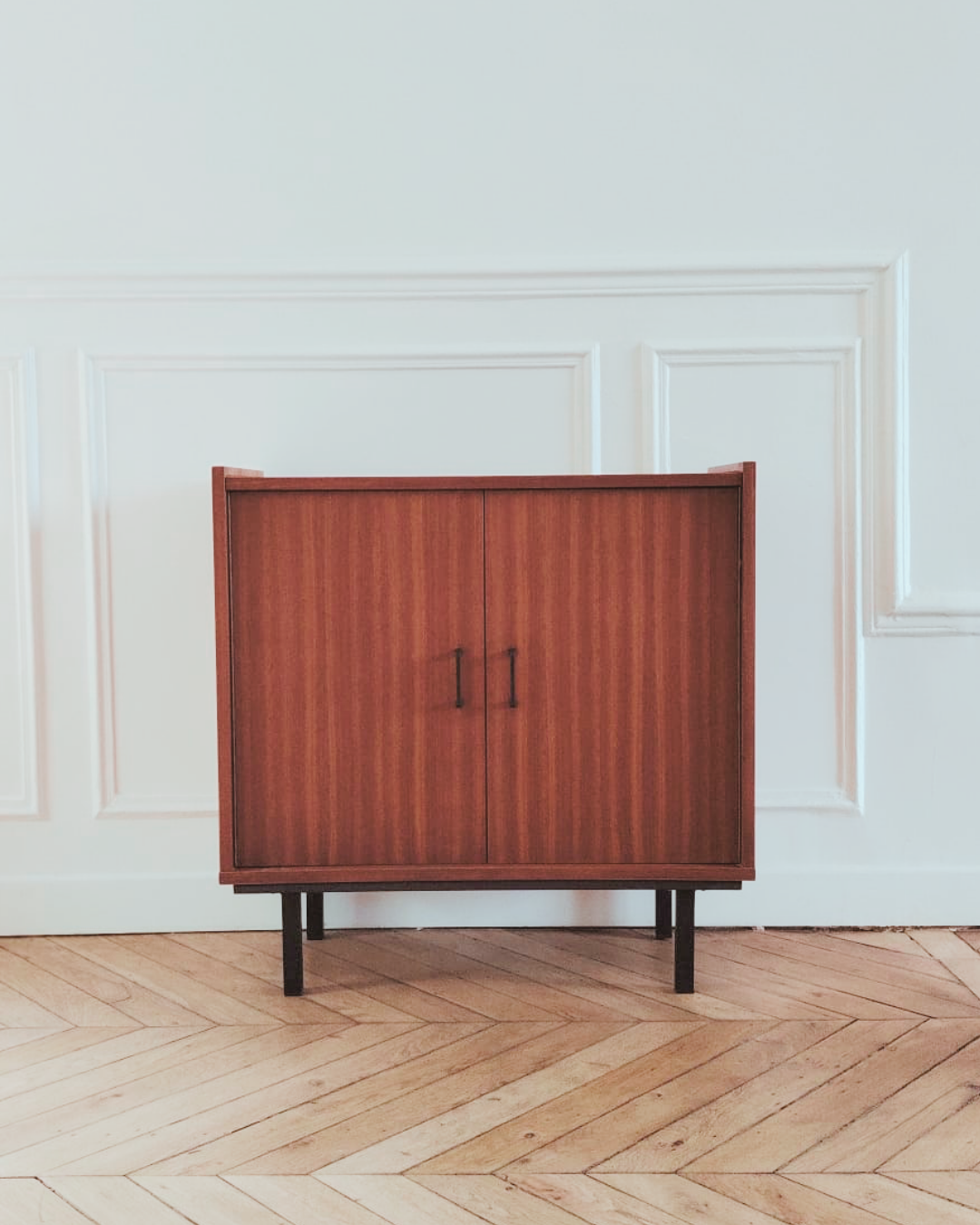 Low buffet / Renovated vintage modernist sideboard, 1950s-60s