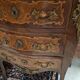 Commode de style Louis XV en marqueterie