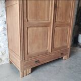 Large chest of drawers in solid raw oak