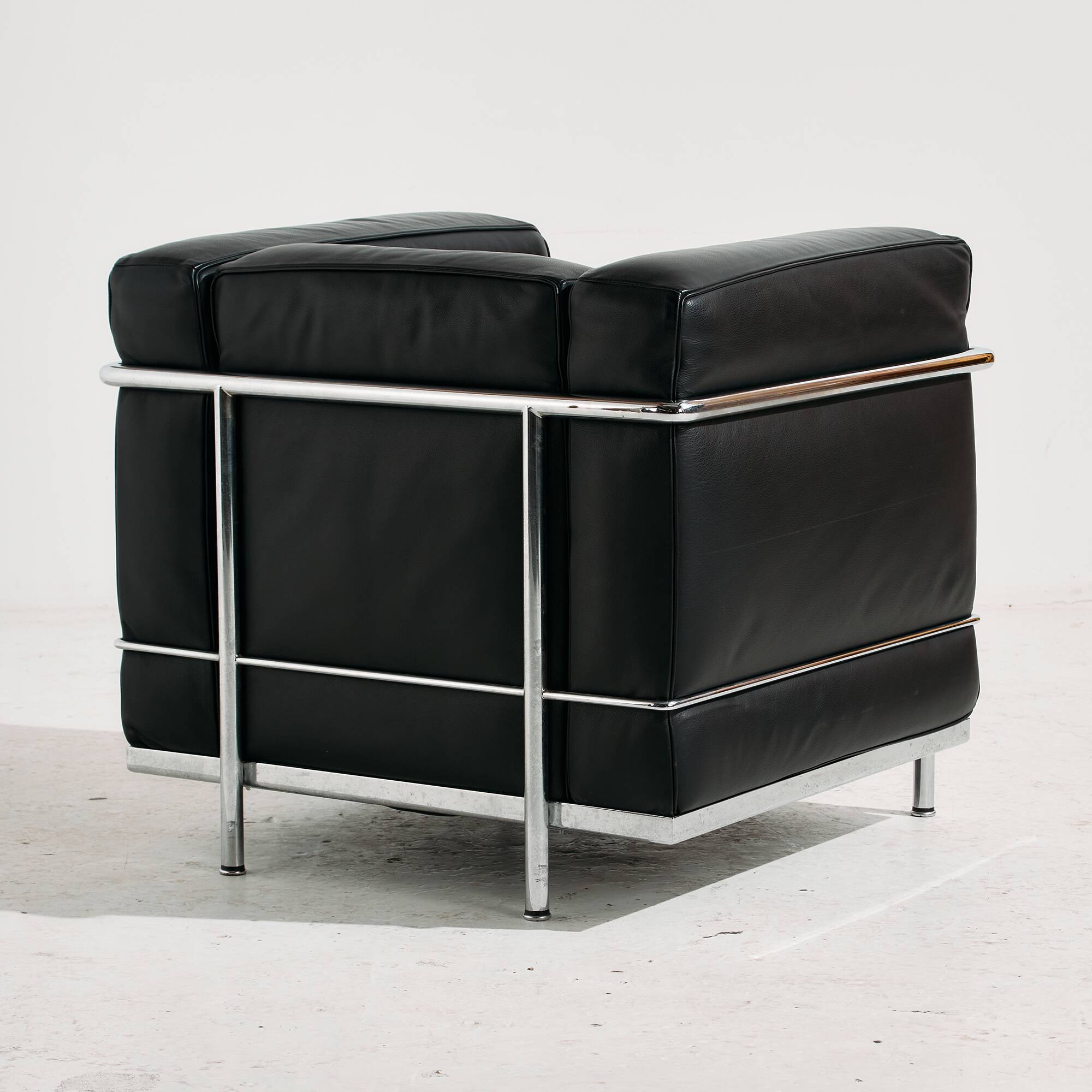 LC2 armchair by Le Corbusier, Pierre Jeanneret and Charlotte Perriand for Cassina