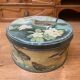 Metal biscuit tin
