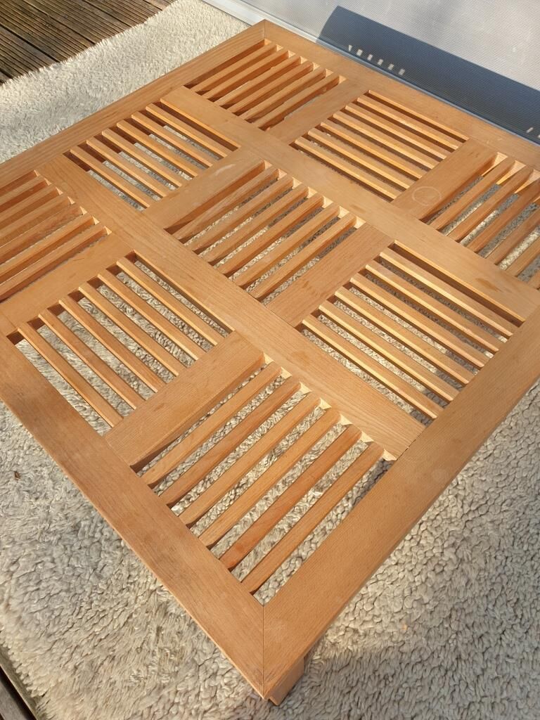 Coffee table 9 openwork checkerboards in solid beech