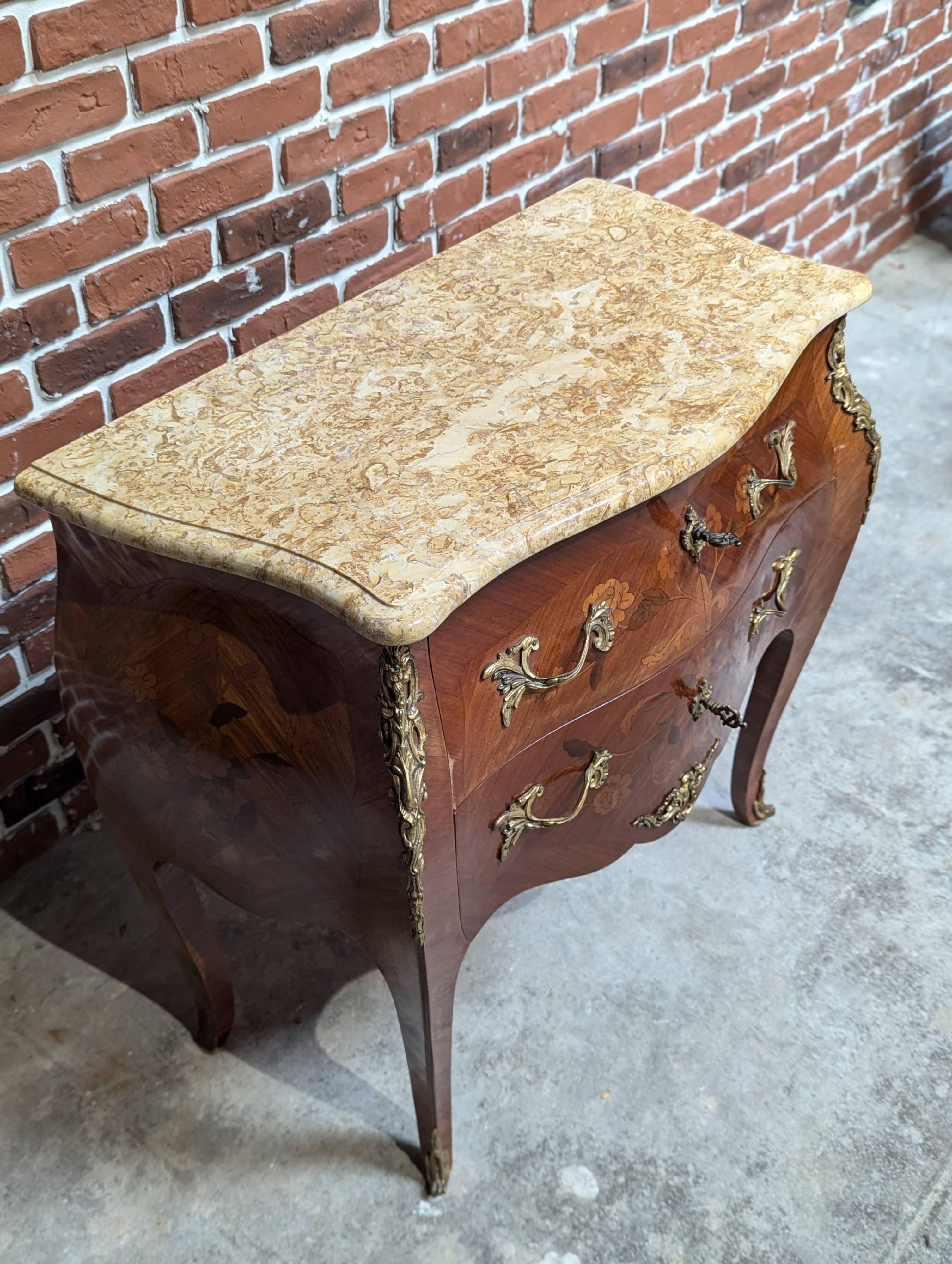 Commode de style Louis XV