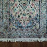 Handmade Pakistani wool and silk rug 128x80cm