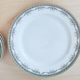 Ensemble de 8 assiettes à dessert et un plat Limoges