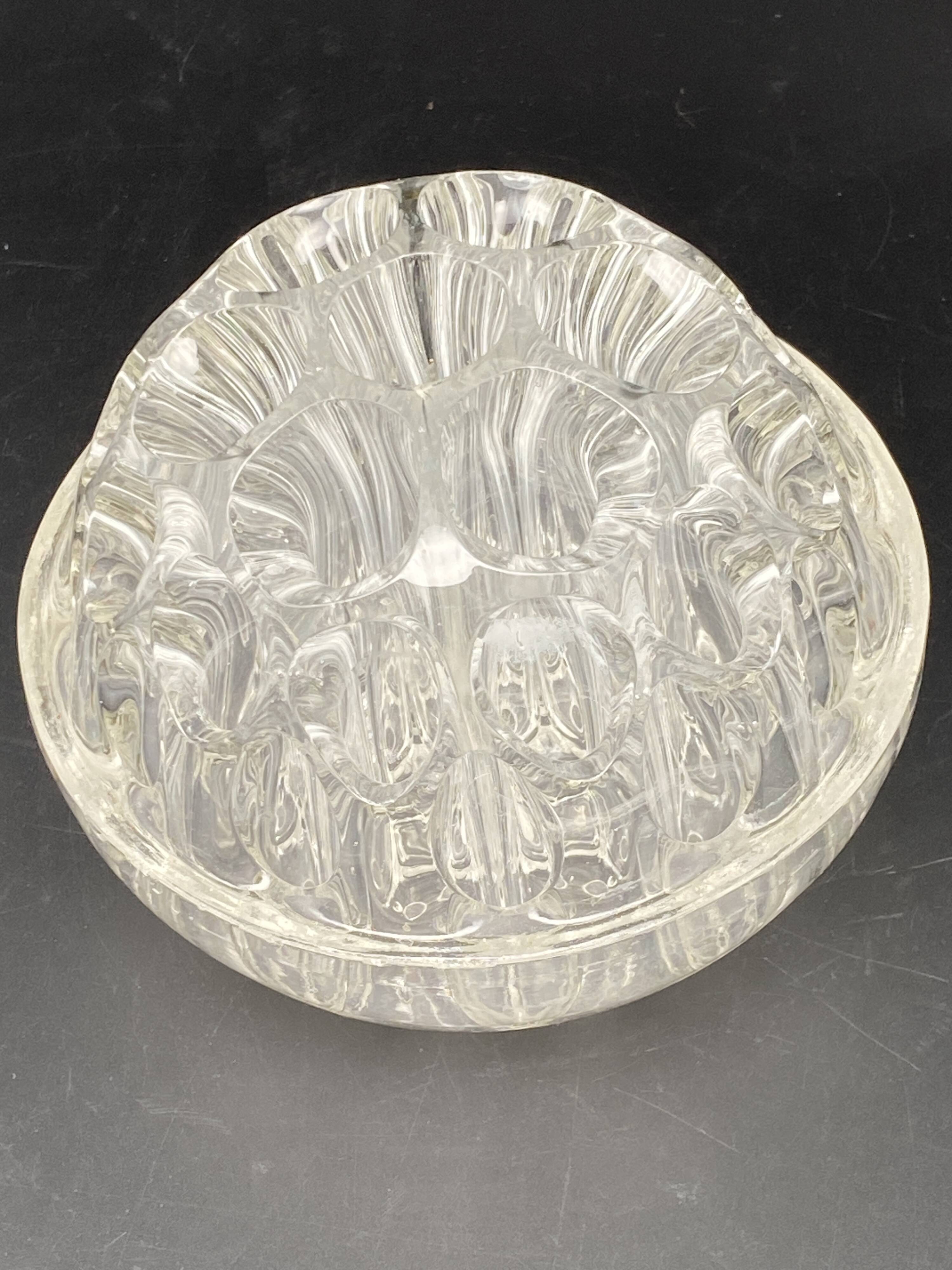 Large round glass flower pick – MPMDec23JF20