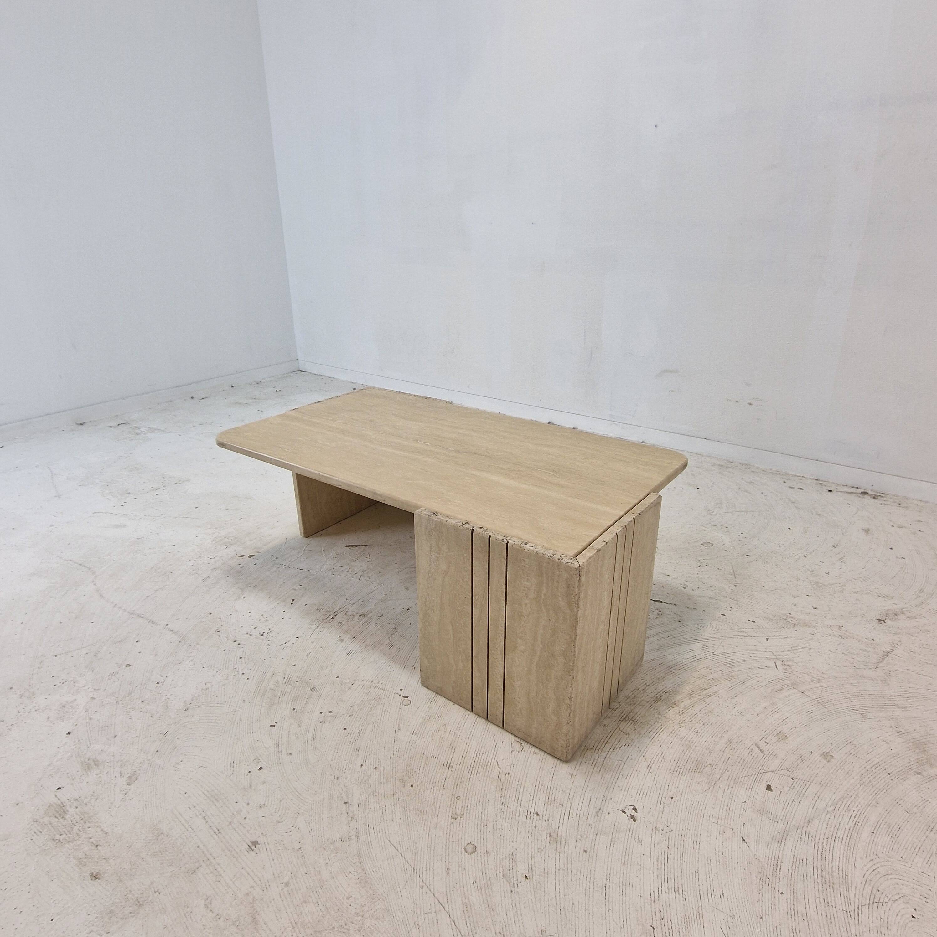 Italian Coffee Table in Travertine, 1980s