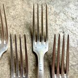 4 silver-plated forks