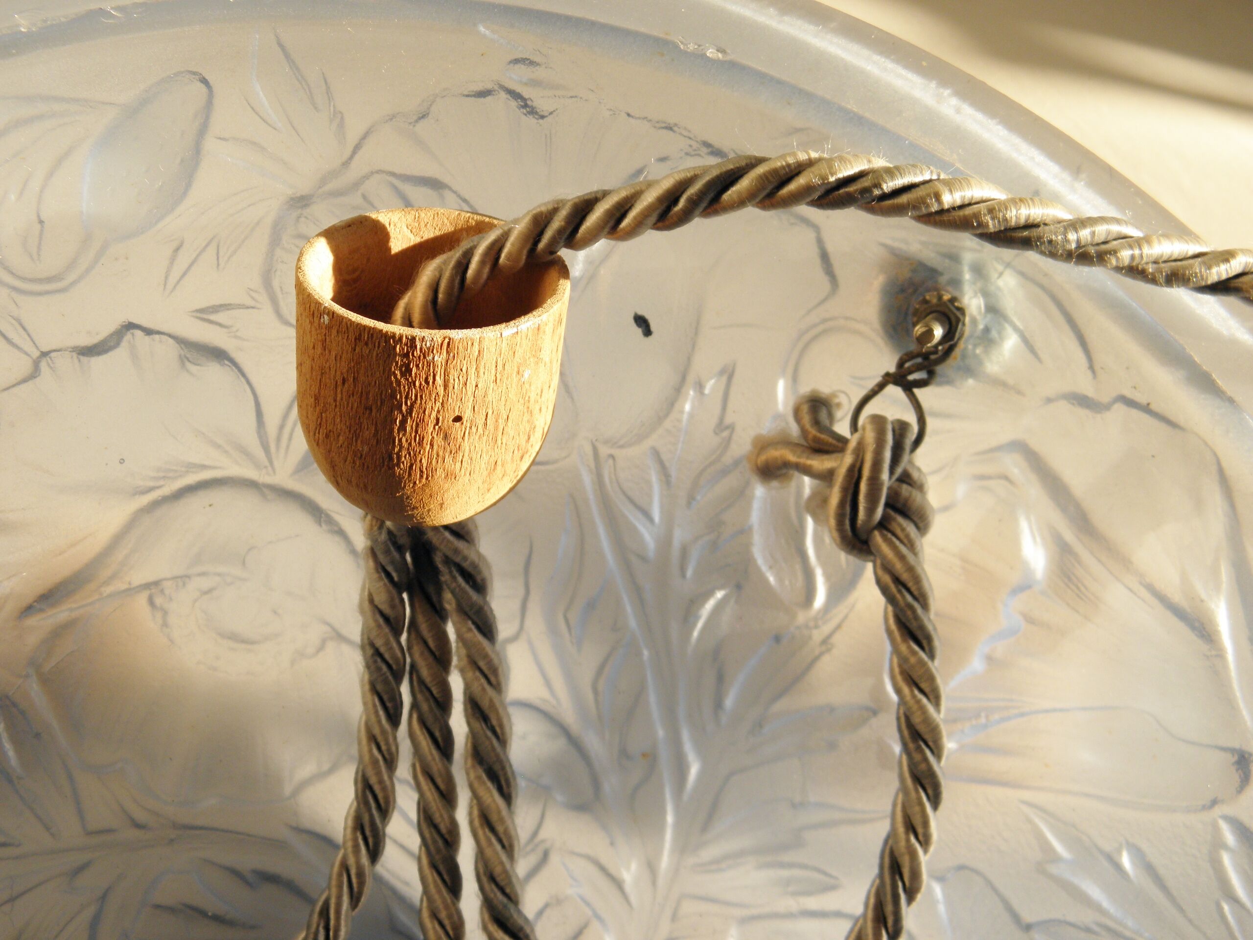 Hanging calysco art deco acorns