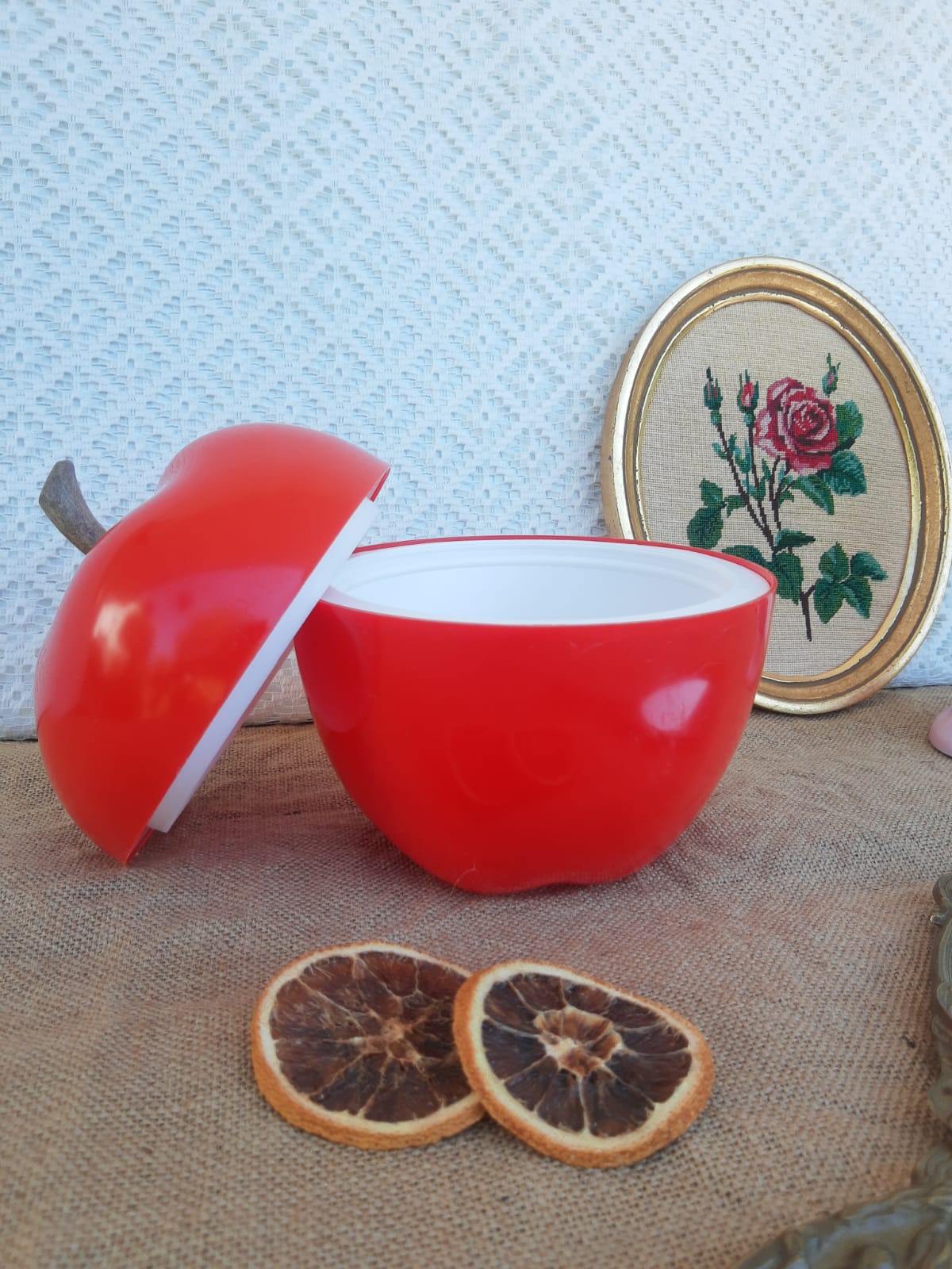Seau pomme à glacons rouge vintage