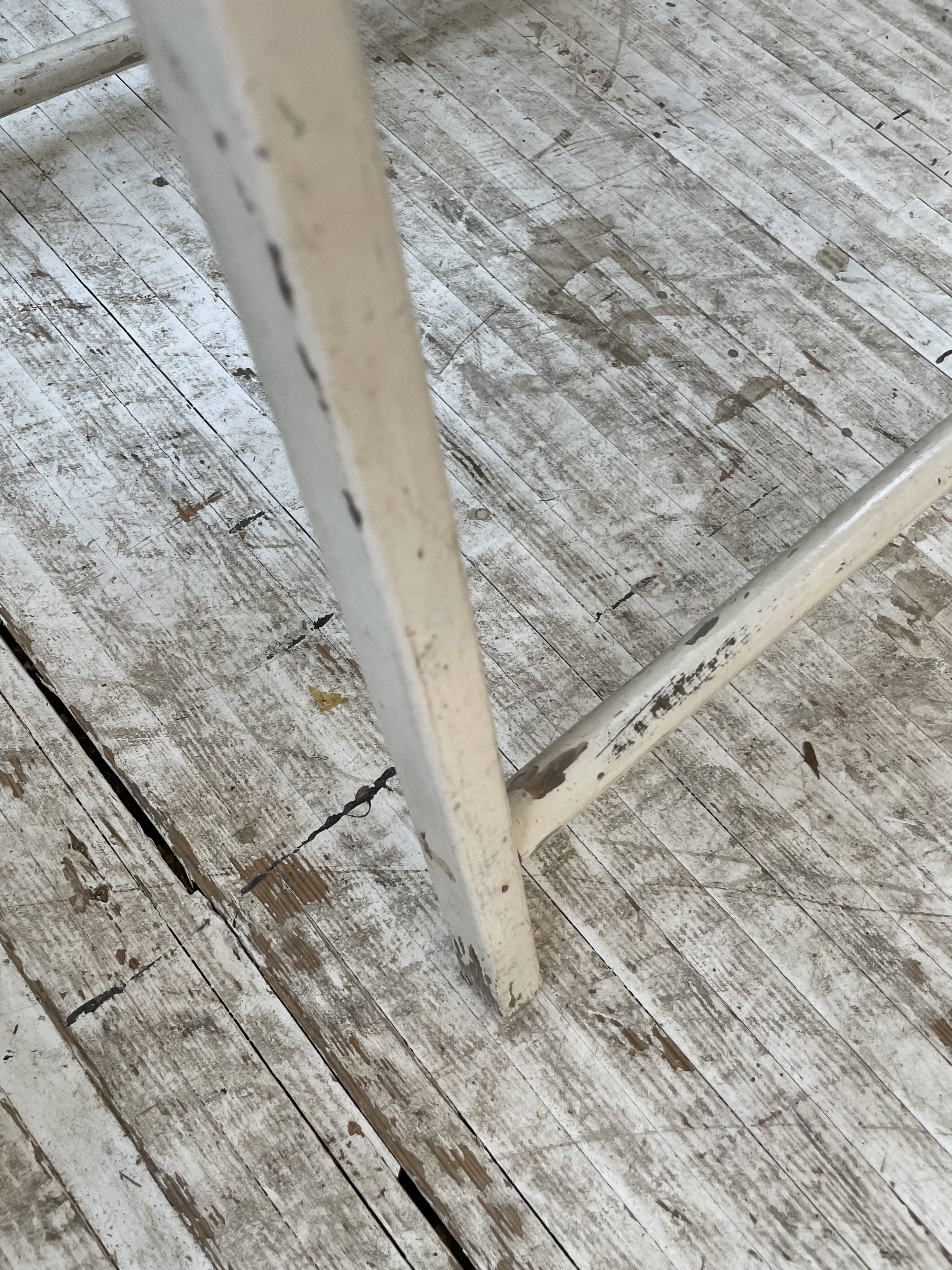 4 white wooden garden chairs