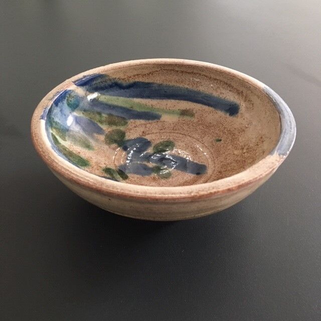 Stoneware empty pocket