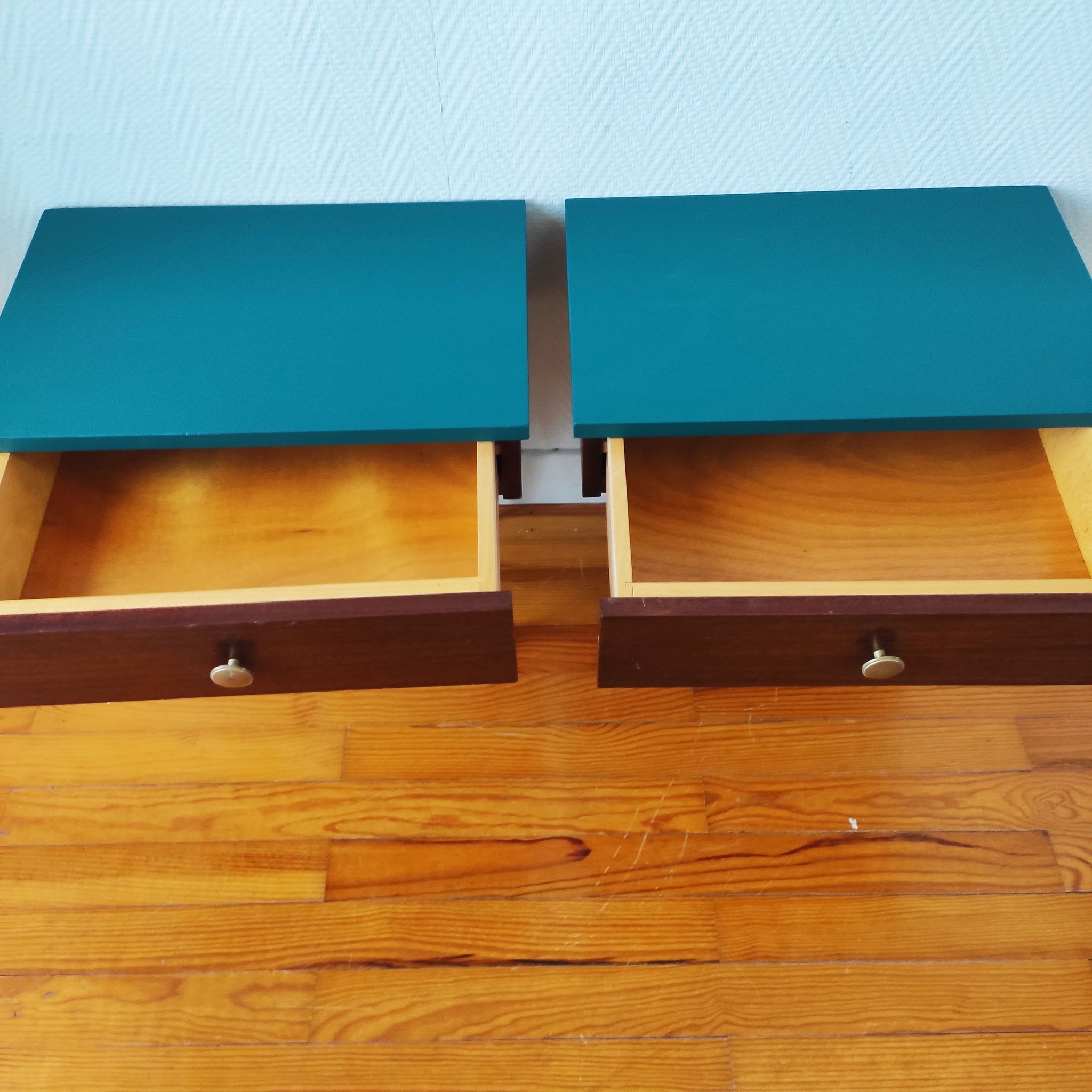 Paire de tables chevet vintage