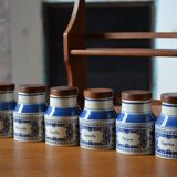 Delft earthenware grocer