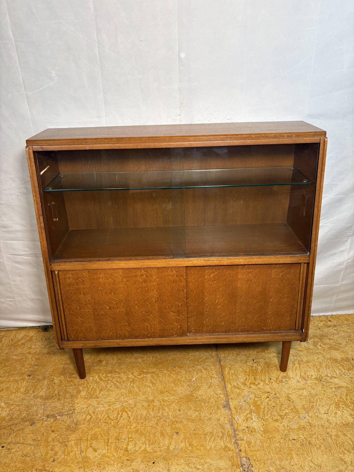 Mid-Century Retro Vintage Oak Display Cabinet by G Plan – Brandon Range   C