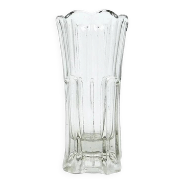 Vase moderne du milieu du siècle, en verre rose pressé, Pologne, années 1950