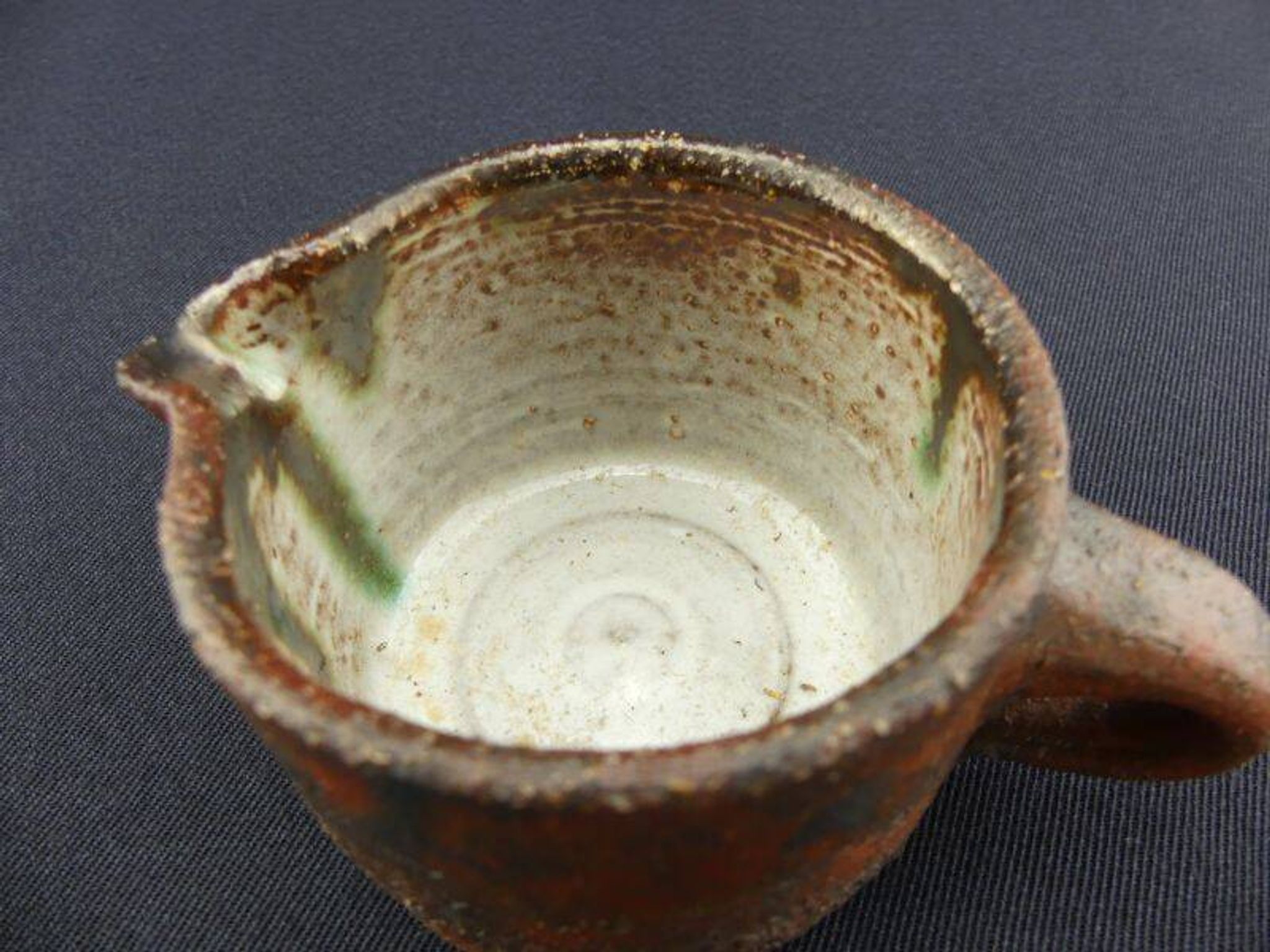 Gerhard Liebenthron, crémier, pot à lait en poterie brutaliste