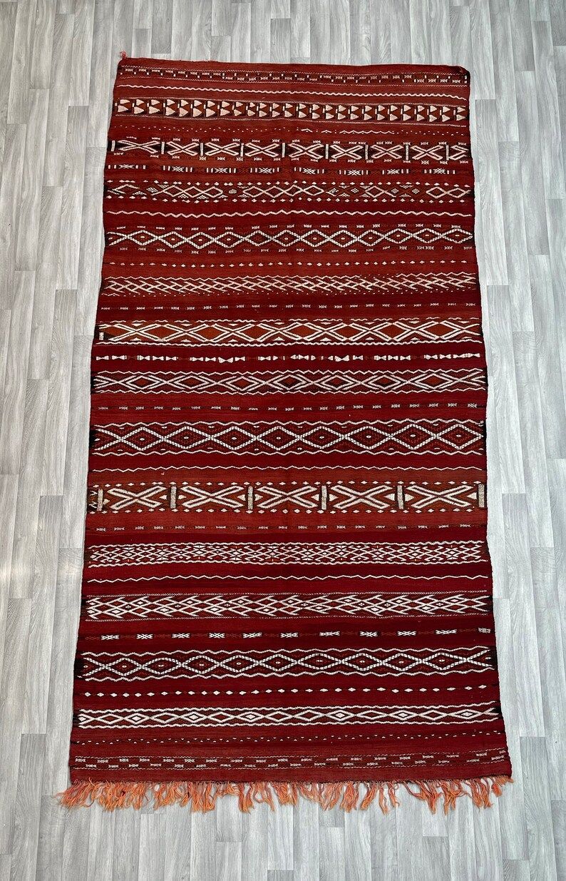 Old Zemmouri Kilim, Faltwoven Berber Rug, Handmade Moroccan Carper, Home Decor