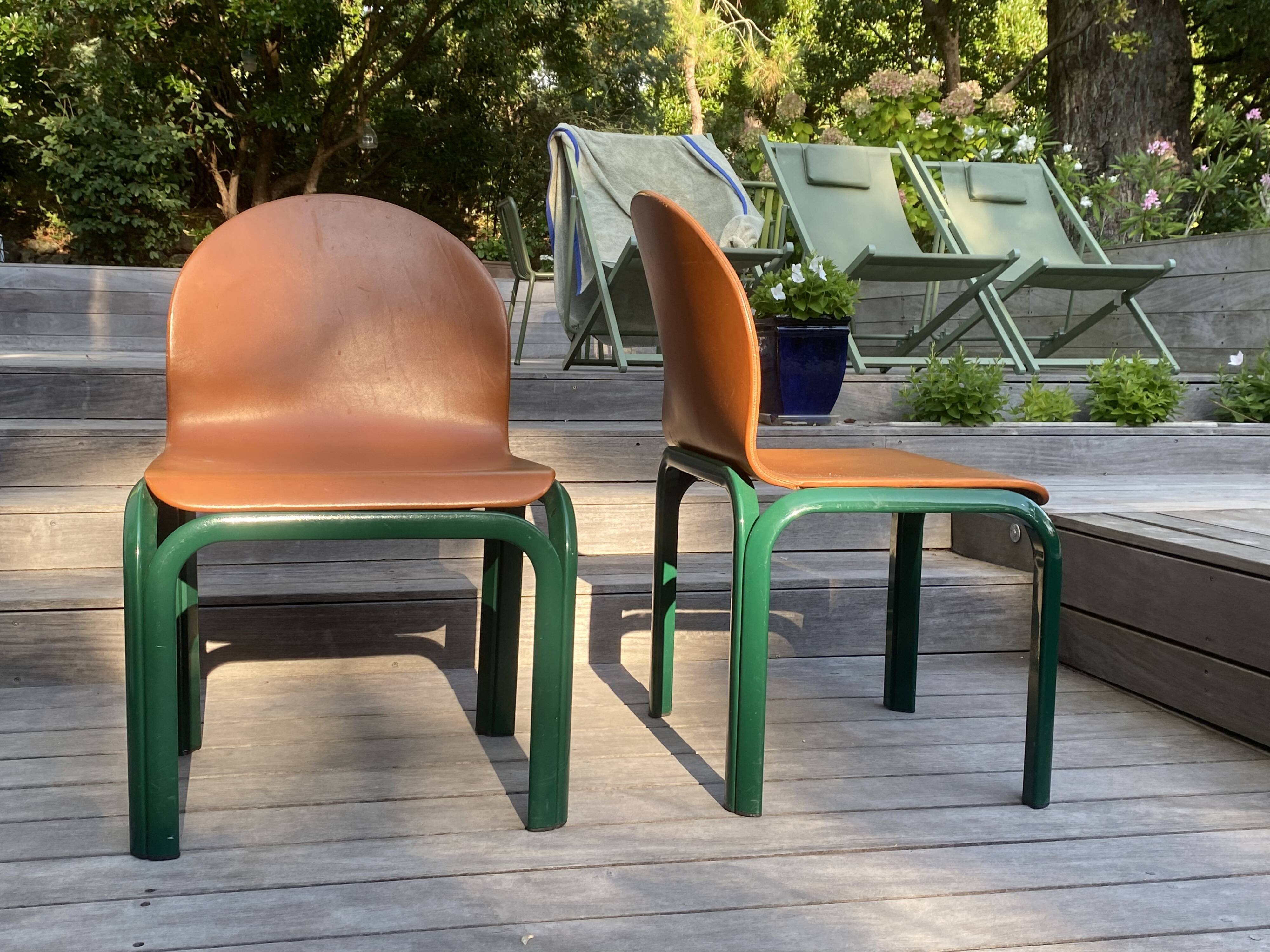 4 chairs model Orsay Gae Aulenti 1975