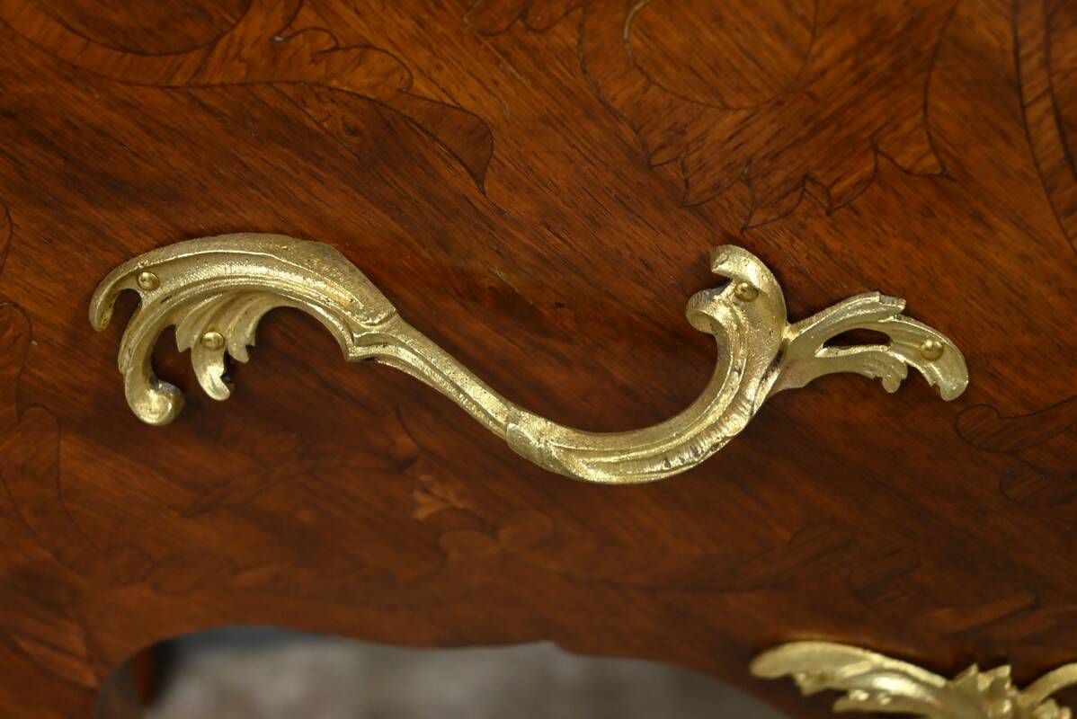 Mahogany chest of drawers, Louis XV style – 1st part of the 20th century